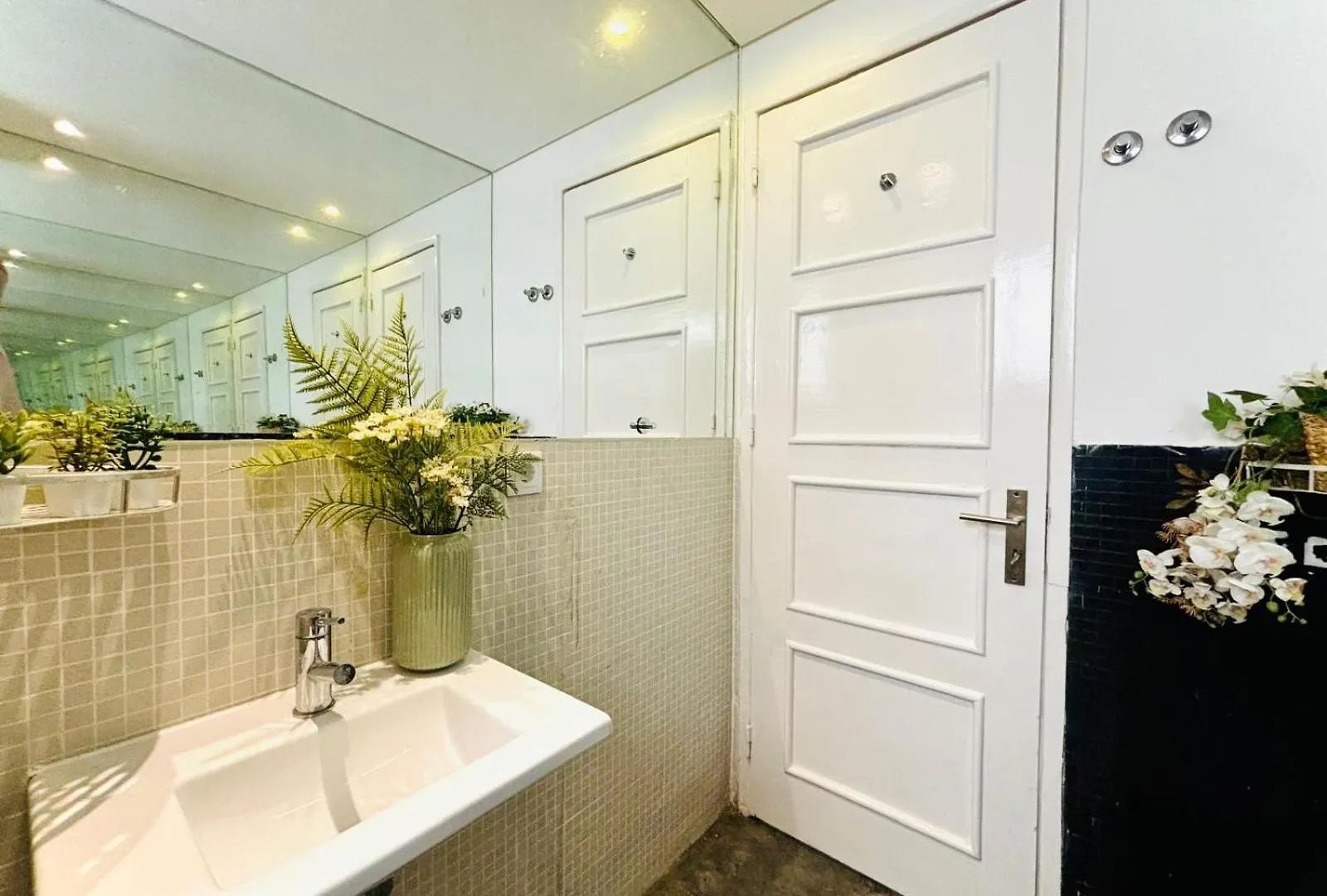 Luxury Lisbon City Centre Rooms